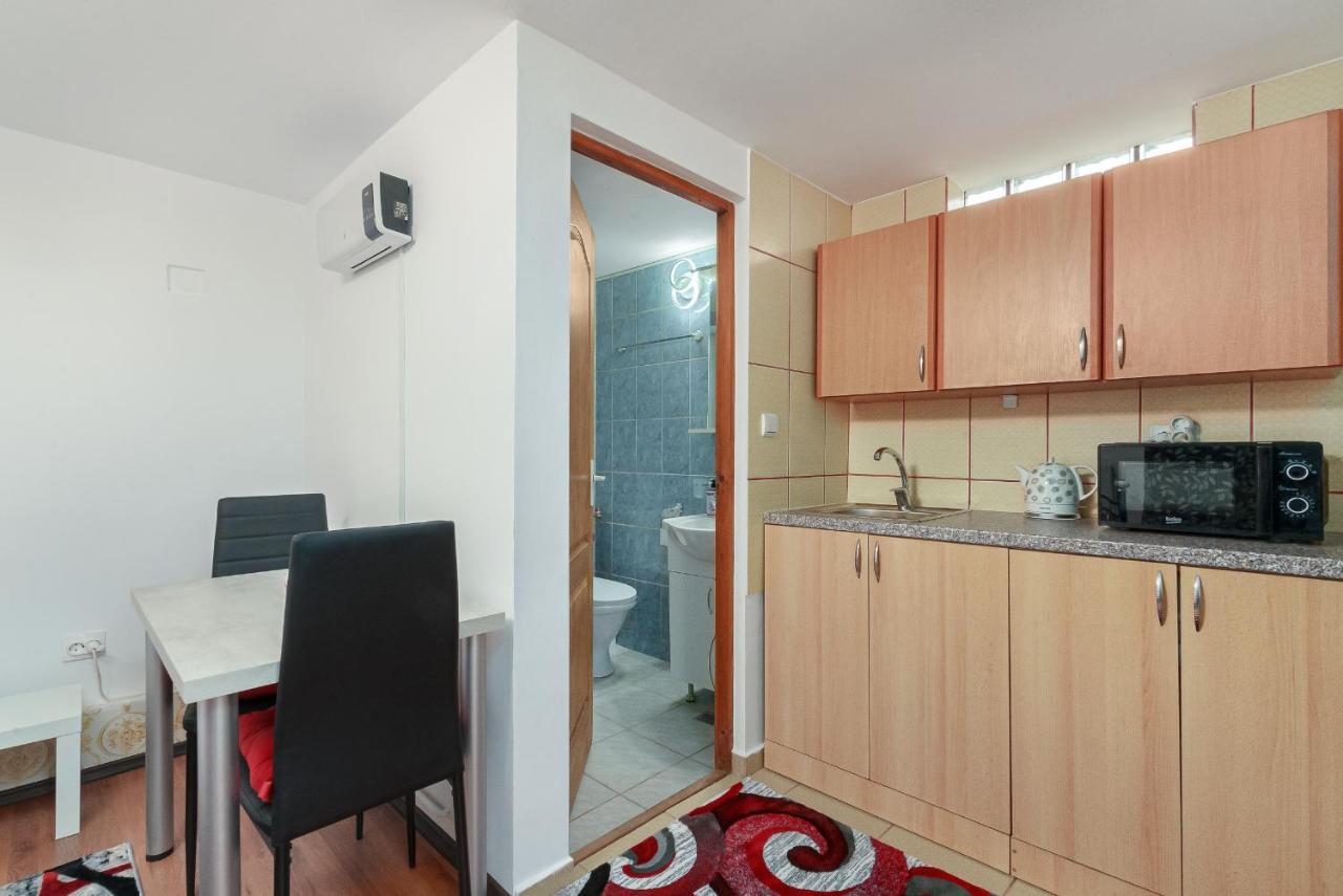 Stone Gate Apartment #3 Bukareszt Zewnętrze zdjęcie